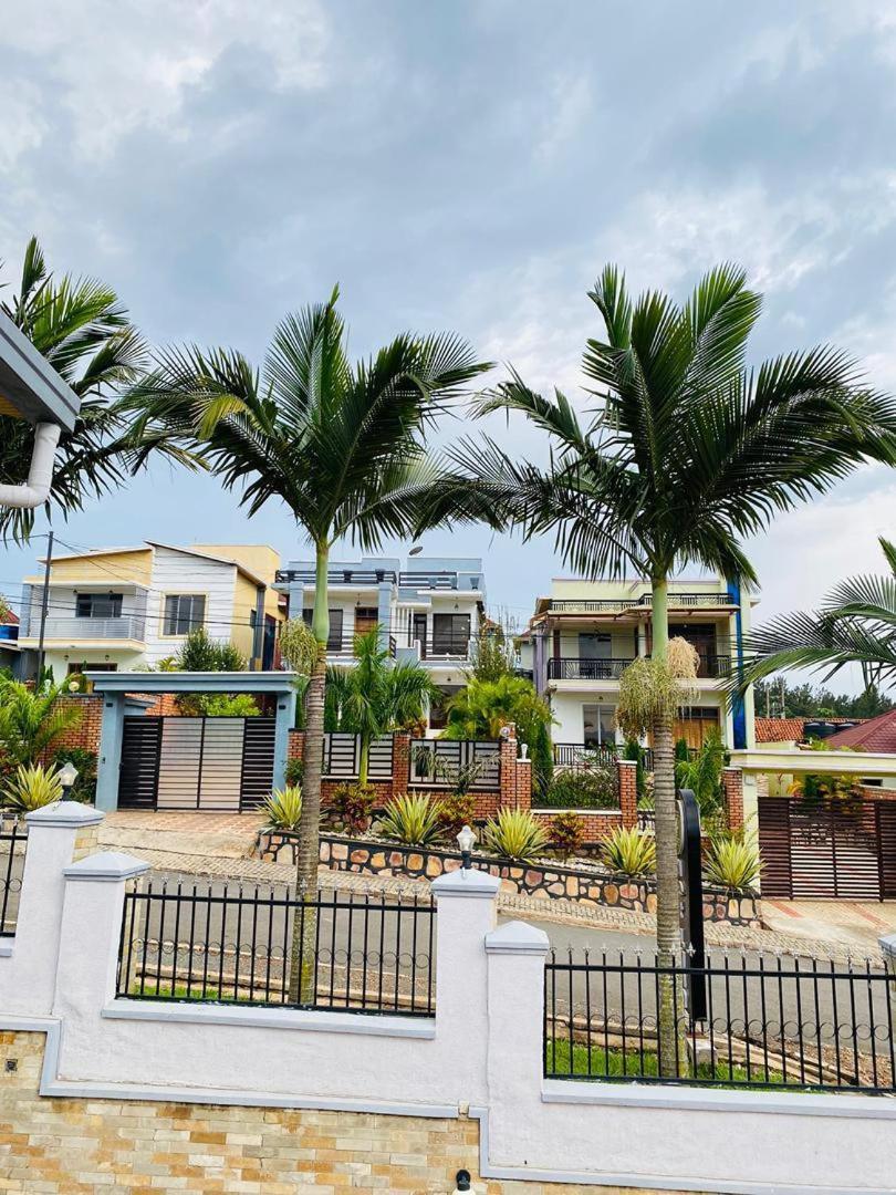 Stella Residence And Cuisine Кигали Экстерьер фото